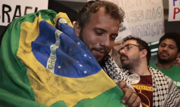 Morre mãe do ativista brasileiro Thiago Ávila, preso em Israel