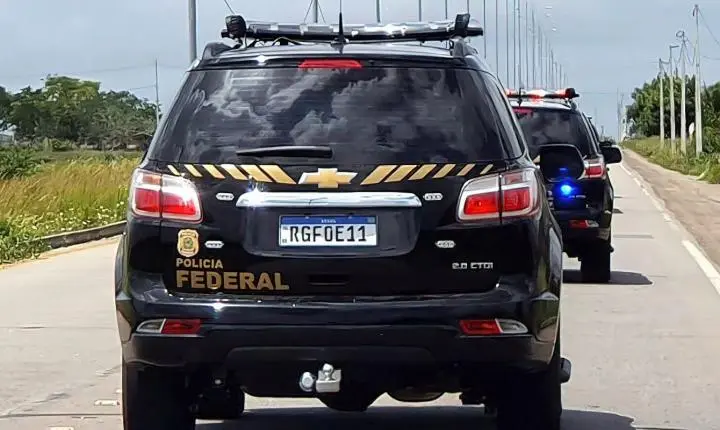 PF apreende mais de uma tonelada de maconha em rodovia paulista