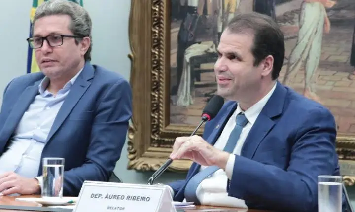 Relator propõe mudanças no Código de Trânsito; texto será votado em julho por comissão da Câmara
